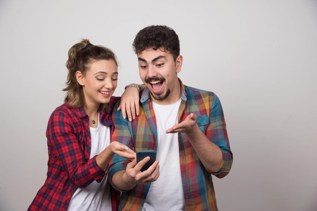 40 Cute Text Ideas to Make Him Smile Instantly